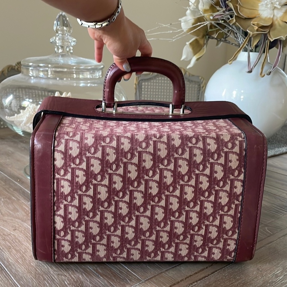✨Authentic Vintage Christian Dior Monogram Train / Travel Makeup Carrier✨ - Picture 12 of 12